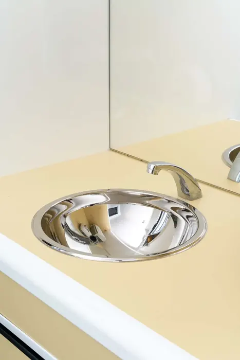 Interno del bagno a due postazioni Omnia Duo – foto 2